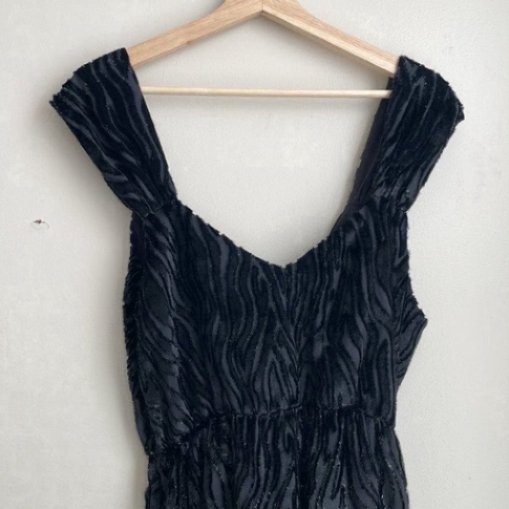 SAYLOR Farrah Tiger Metallic Velvet Burnout Divoré Wrap Style Midi Slit Dress - Picture 9 of 16